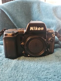 Nikon F90 with MF 26 Multi Control Back