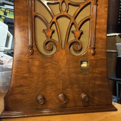 KENNEDY CORONET 42  1931 Tube Radio