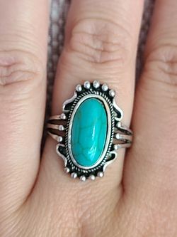 Beautiful faux turquoise alloy ring size 9