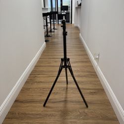 TRIPOD