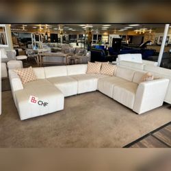 Modern Livingroom sectional sofa