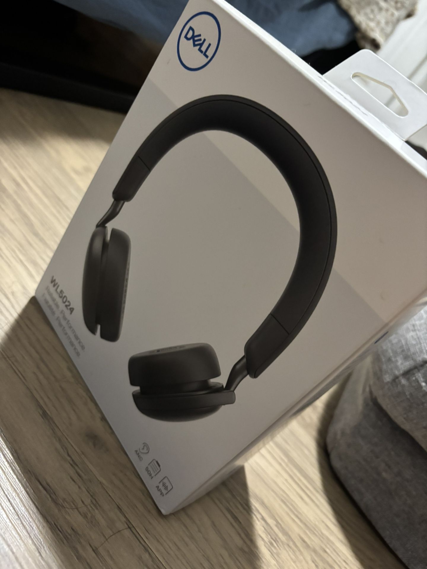 Dell Headphones - WL5024