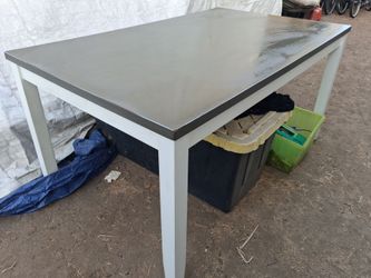 Wooden Dinning Table