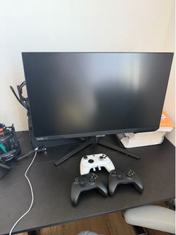 Complete Premium Xbox Series X Gaming Setup - Monitor, Astro A50s, 3 Controllers READ DESCRIPTION