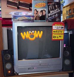 Beautiful Vintage 20" Color TV DVD Combo 📀 📺 Plus Movies and More 🍿