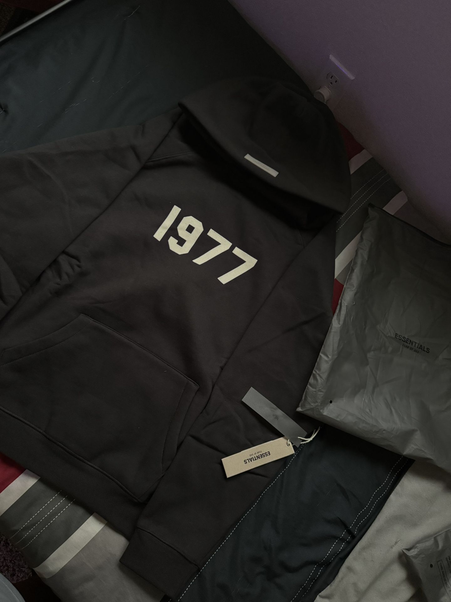 1977 Essentials Fear Of God Hoodie 