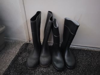2 Pair of Men Water Boots Size 9