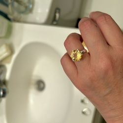 Gorgeous Genuine Citrine Large Gem Ring Size 5.75-6