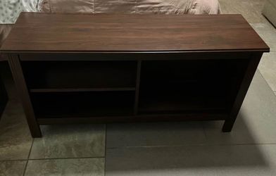 Tv stand / mueve