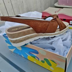 Brown Suede Wedge Sandals Size 9 New