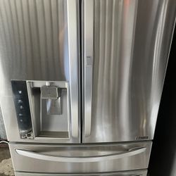 Lg Stainless French 4 Door Refrigerator 