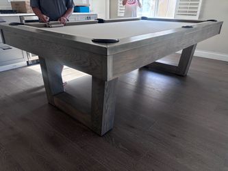 Pool table all custom build 8ft