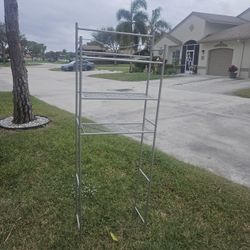 OVER TOILET 3 TIER SPACE  SAVER!