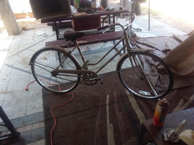 Antique 3 Speed Catalina Girls Road Bike