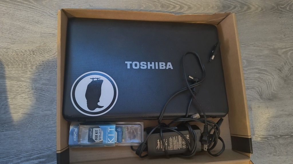 Toshiba Laptop 