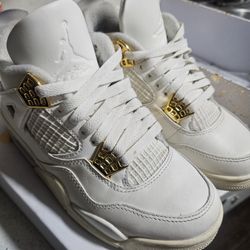 WMNS Air Jordan Retro 4 Size 5.5 $130