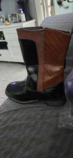Boots Size 6
