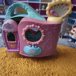 Lps Veterinarian Shop