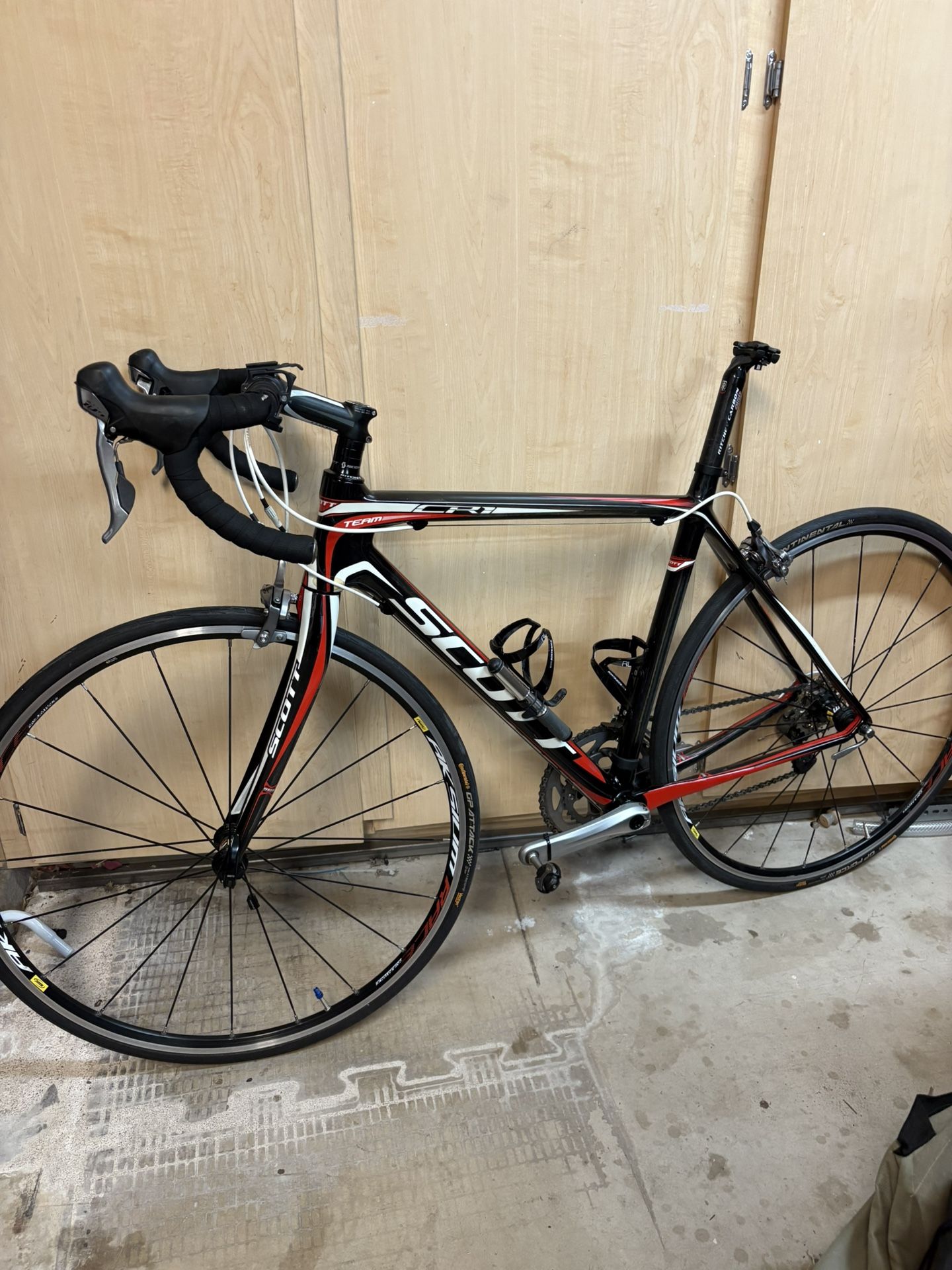 Scott CR-1 bicycle