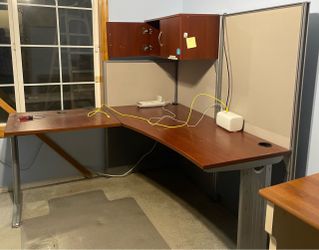 Corner Desk
