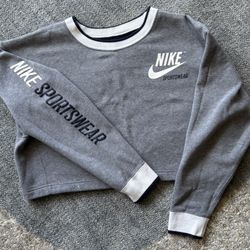 Nike sportswear double sided cropped sweatshirt