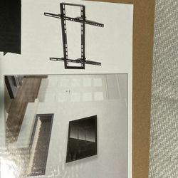 tilt TV Wall Mount kit holds 33 to 70 inch 