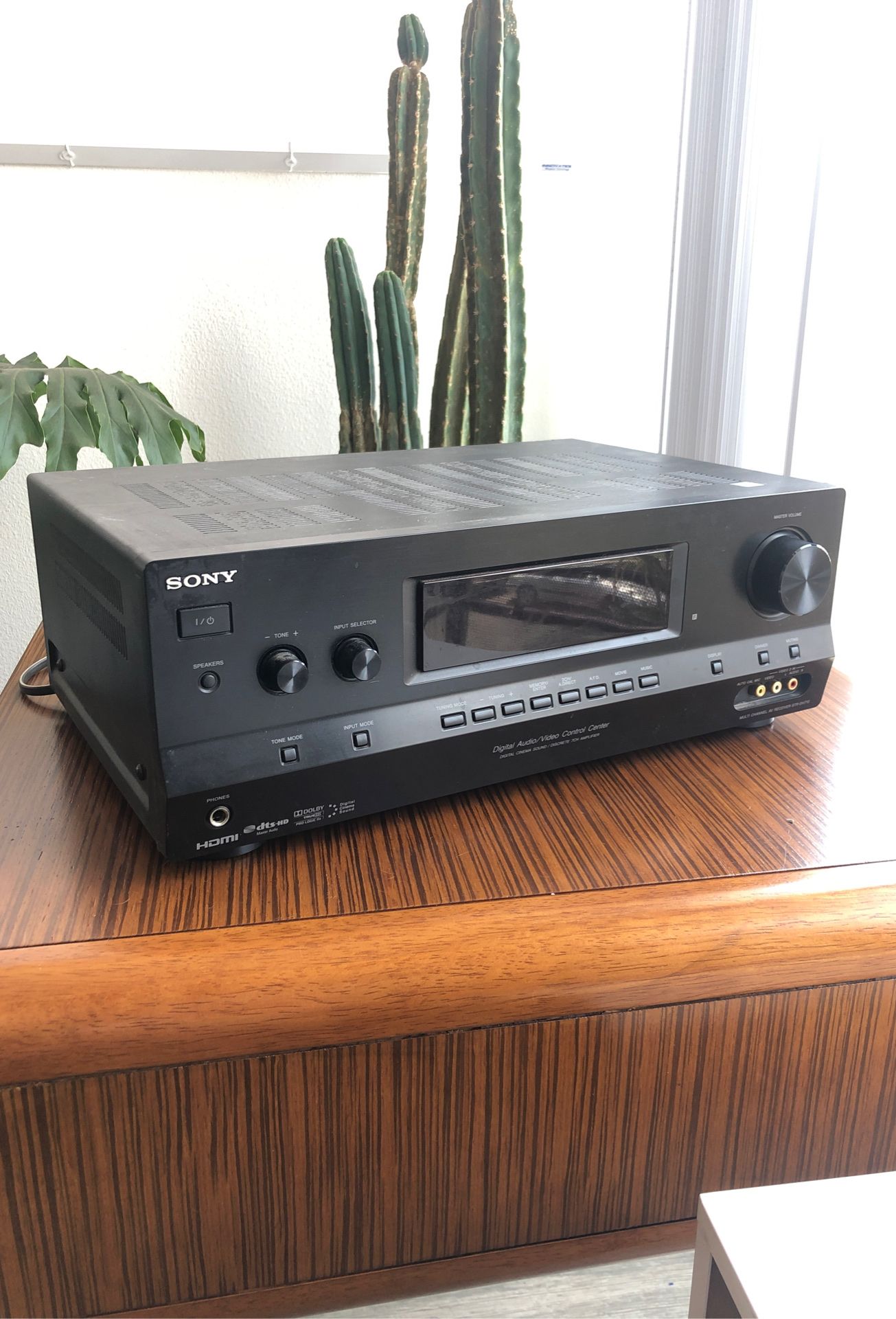 Sony STRDH710 for Sale in Los Angeles, CA OfferUp