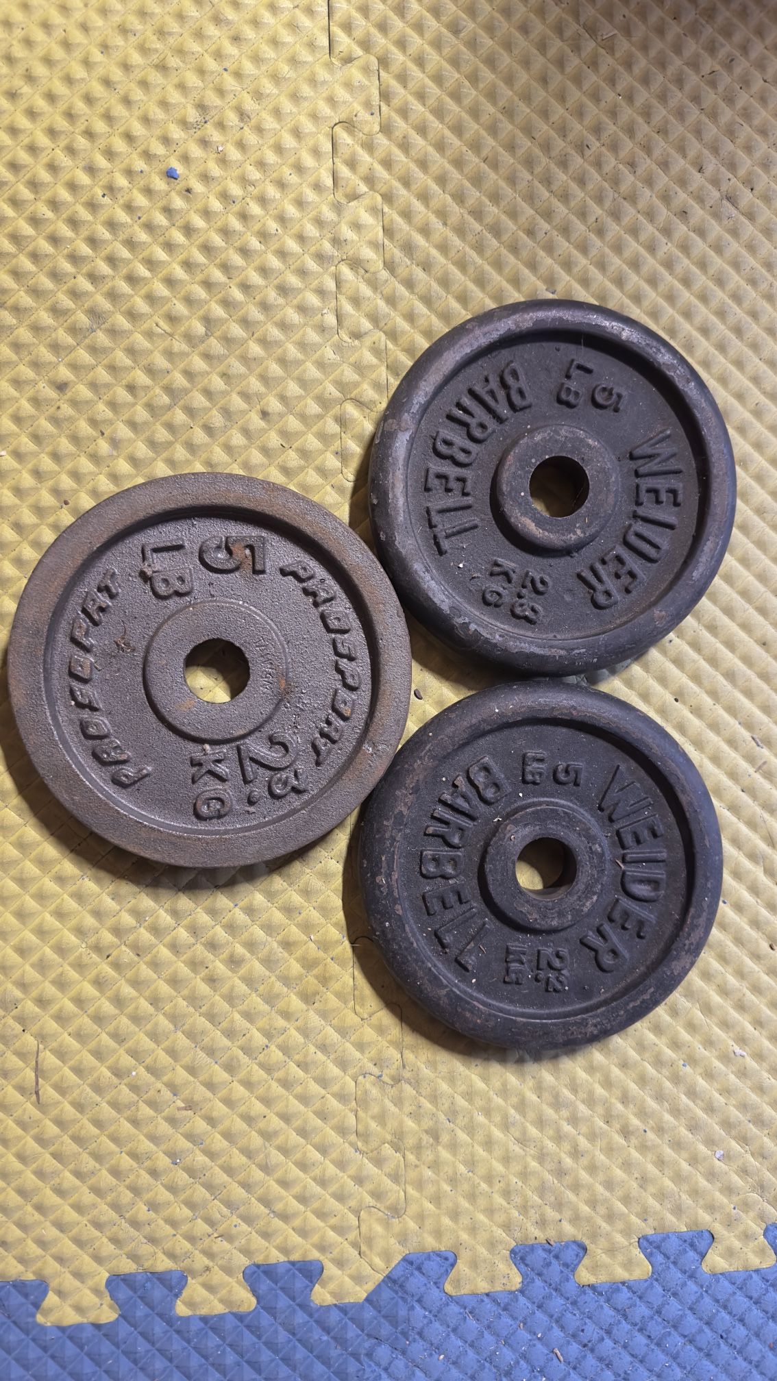 Vintage Barbell Weight Plates 5 Lbs/2.3 Kg 