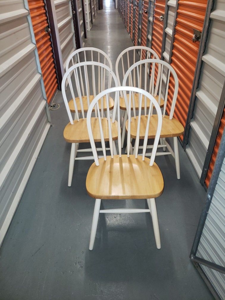 Windsor Wood top Dinning Table and Chairs