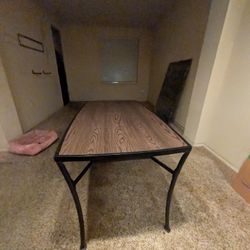 Table Wood And Metal 