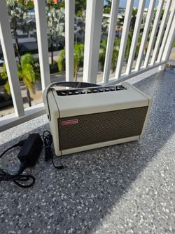 Guitar Amp. Spark 40. Like New. $175. Sunny Isles Beach