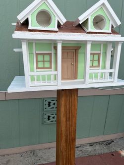 Bird house