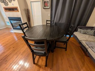 Dining Table with 4 chairs, solid wood