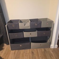 Toy organizer
