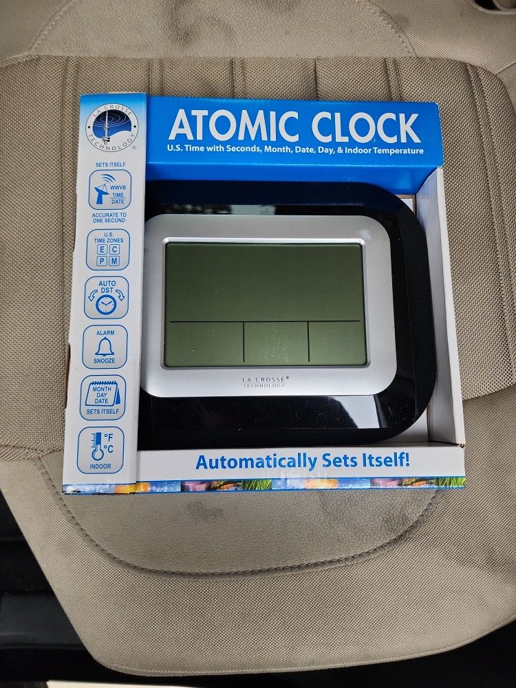 Large Crosse Atomic Clock