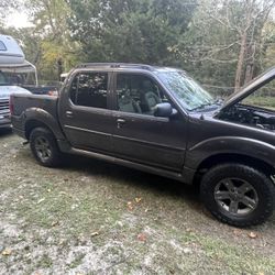 2005 Ford Explorer