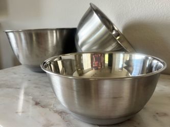 3 Stainless Steel Mixing Bowl Set with rubber bottom