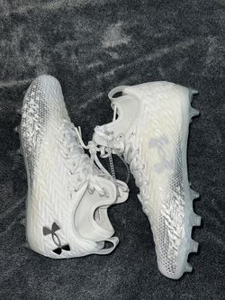 Men’s Under Armor Cleats Clone 3.0 CM Football Size 9.5 NEW