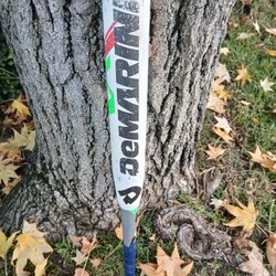 DEMARINI 2 PIECE 31 INCH FASTPITCH SOFTBALL BAT ( SEE PICS). FIRM PRICE LOCATED IN GLENDORA