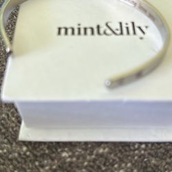 Mint & Lily Bracelet 