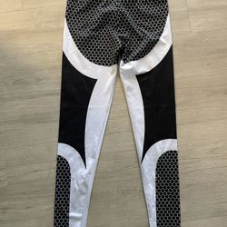 WOMEN GYM LEGGINGS  (  DEAL ) 
