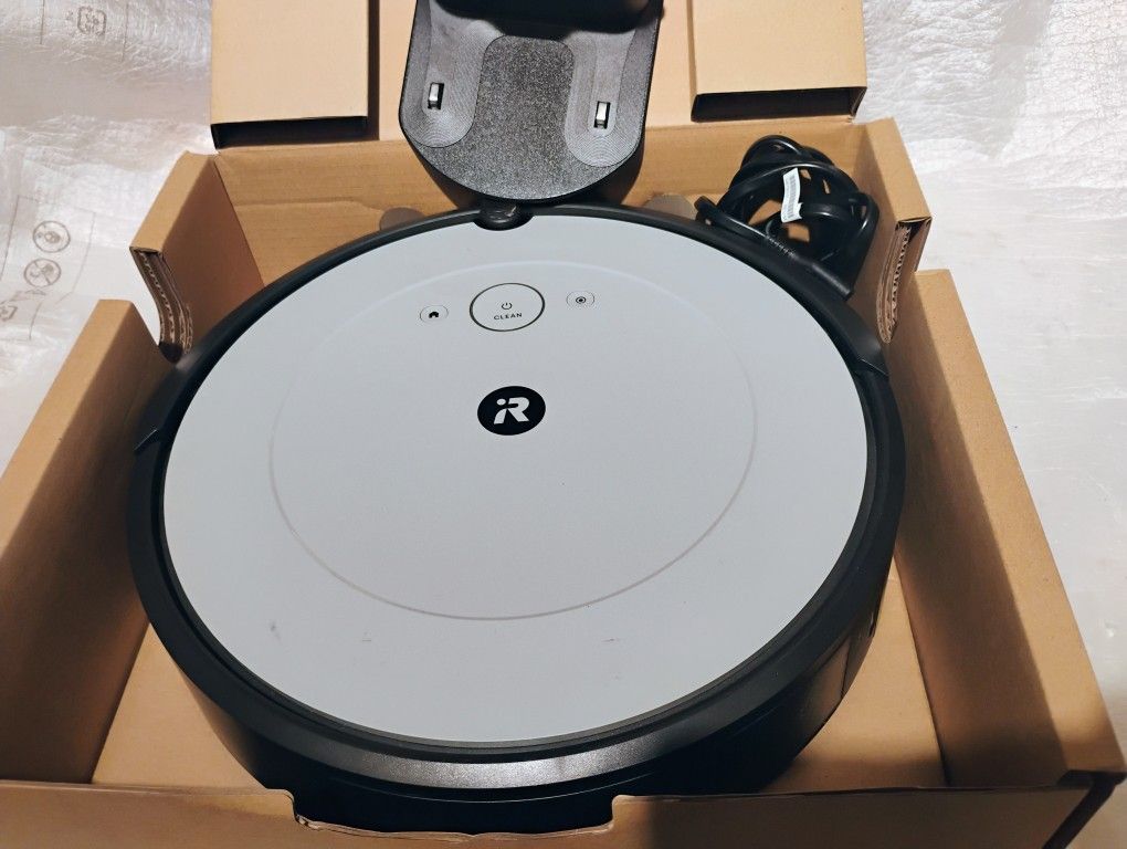 iRobot Roomba I1 Robot Vacuum Cleaner
