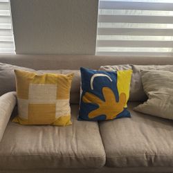 Couch Pottery Barn For sale