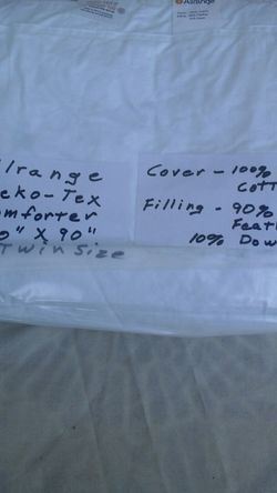 Allrange Down/ Feather Comforter Twin Size White in color