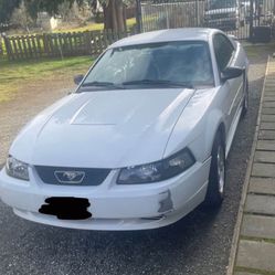 2003 Ford Mustang