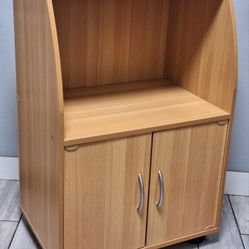 HODEDAH MICROWAVE KITCHEN CART WITH STORAGE CABINET - EXCELLENT CONDITION