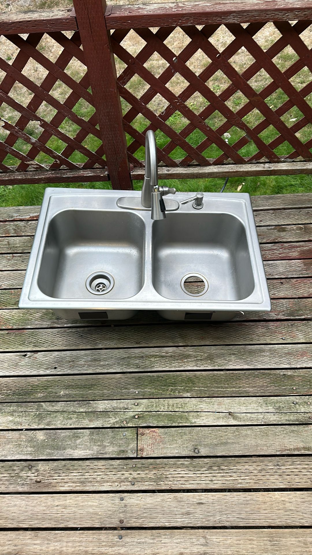 Lightly Used Kitchen Sink