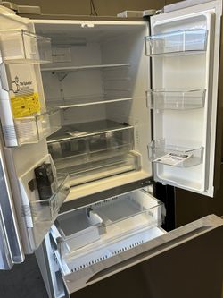 33” Wide 25.1 Cu. Ft. Standard Depth French Door 