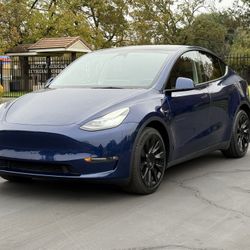2022 Tesla Model Y Long Range 