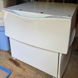 Washer And Dryer Pedestals